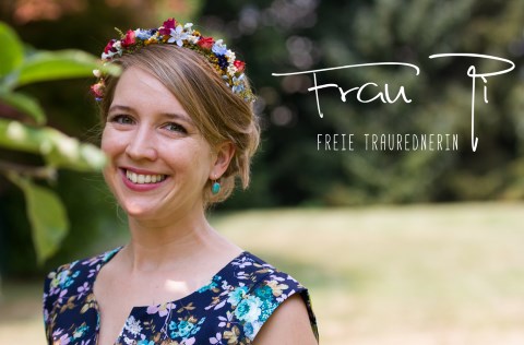 Frau Pi - Freie Traurednerin, Trauredner Schwarzwald, Kontaktbild