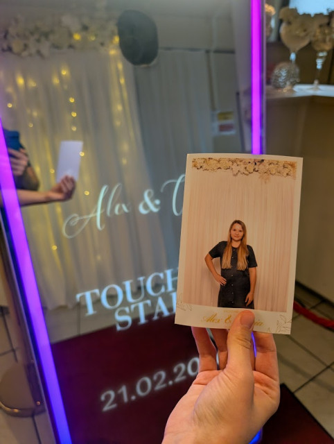 Spiegel Event | VIP Fotospiegel & KI Fotobox Bild 1
