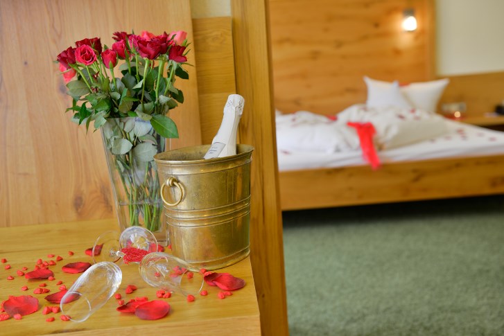 Moenchs-Waldhotel-Hochzeitssuite