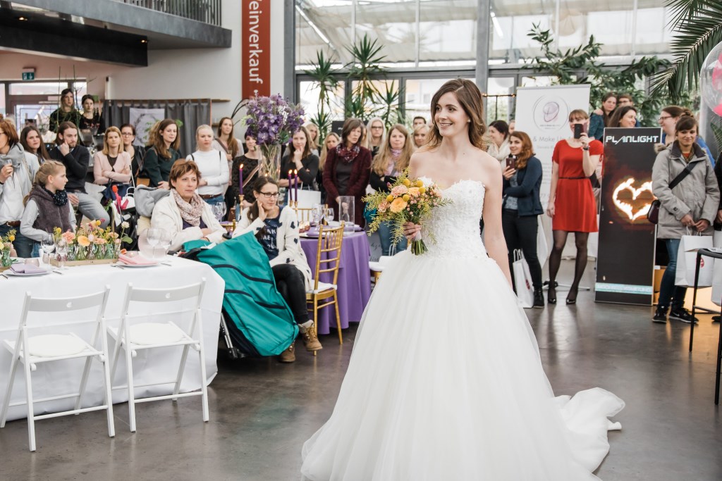 Brautmodenschau auf der Bridal Teatime