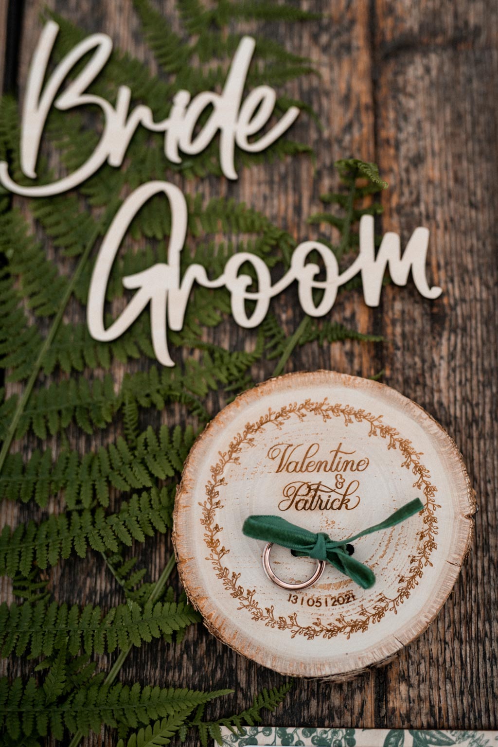 Schriftzug Bride & Groom